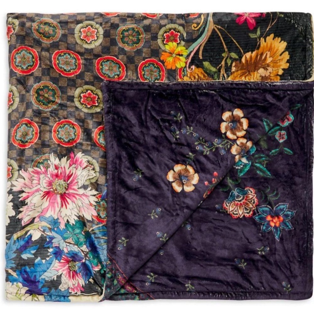 Johnny Was Laurel canyon cozy blanket plush soft Floral Velvet Reversible Throw